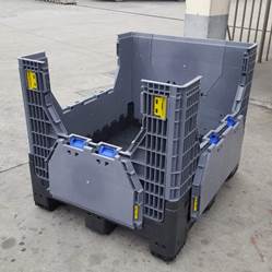plastic-pallet-sleeve-container-partially-folded-storage-view plastic-pallet-sleeve-container-partially-folded-storage-view